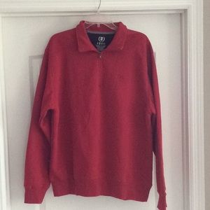 Izod men’s pullover.